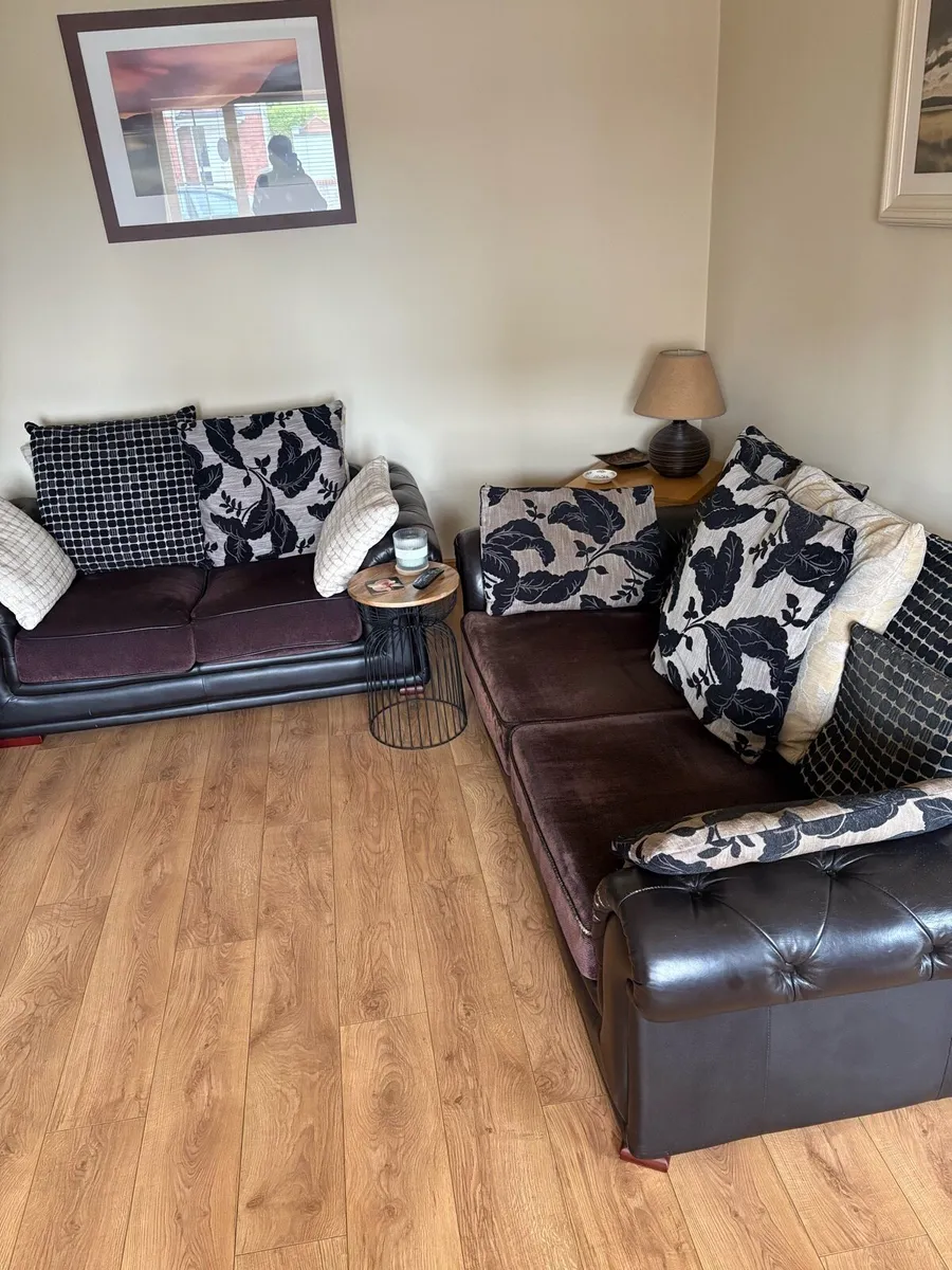 Suite of furniture - Image 4