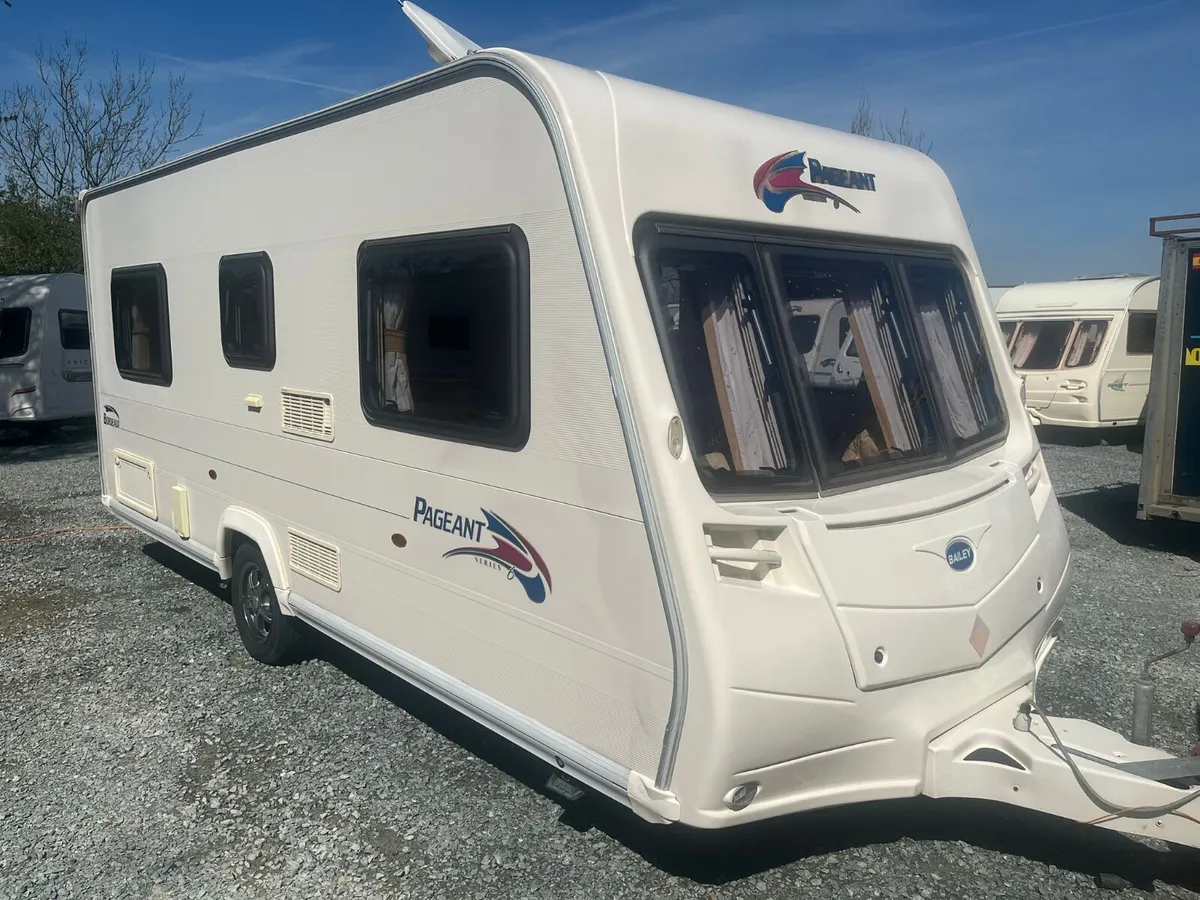 Bailey pageant caravan - Image 3