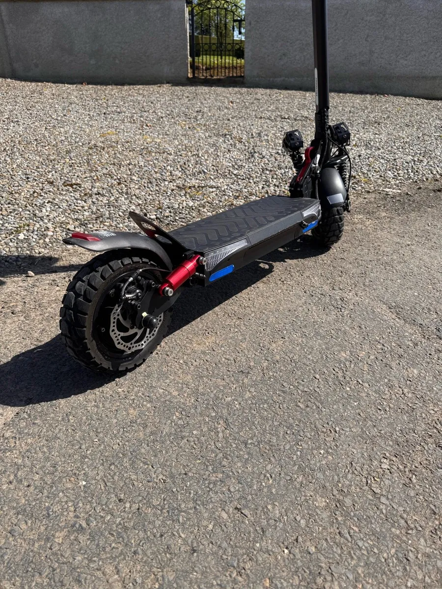 E Scooter - Image 4