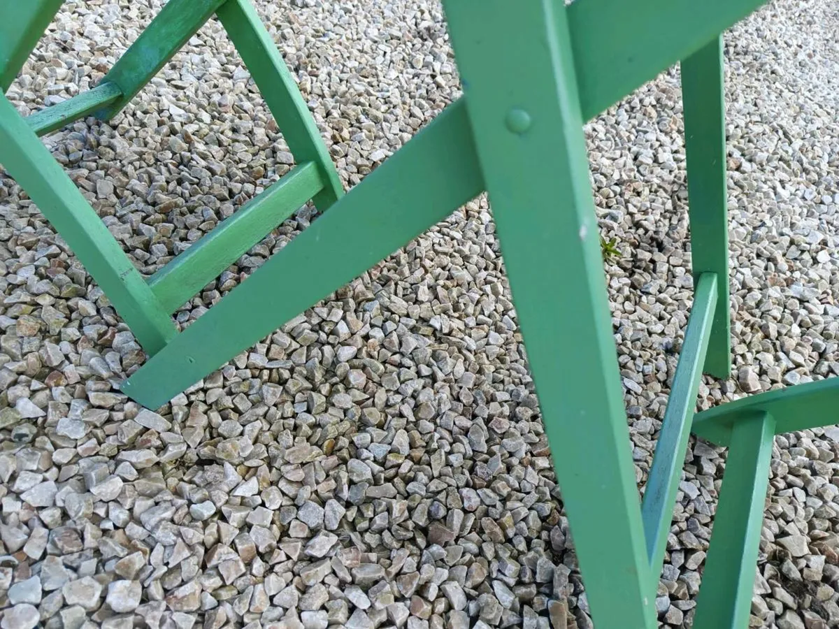 Garden table and chairs - Image 2
