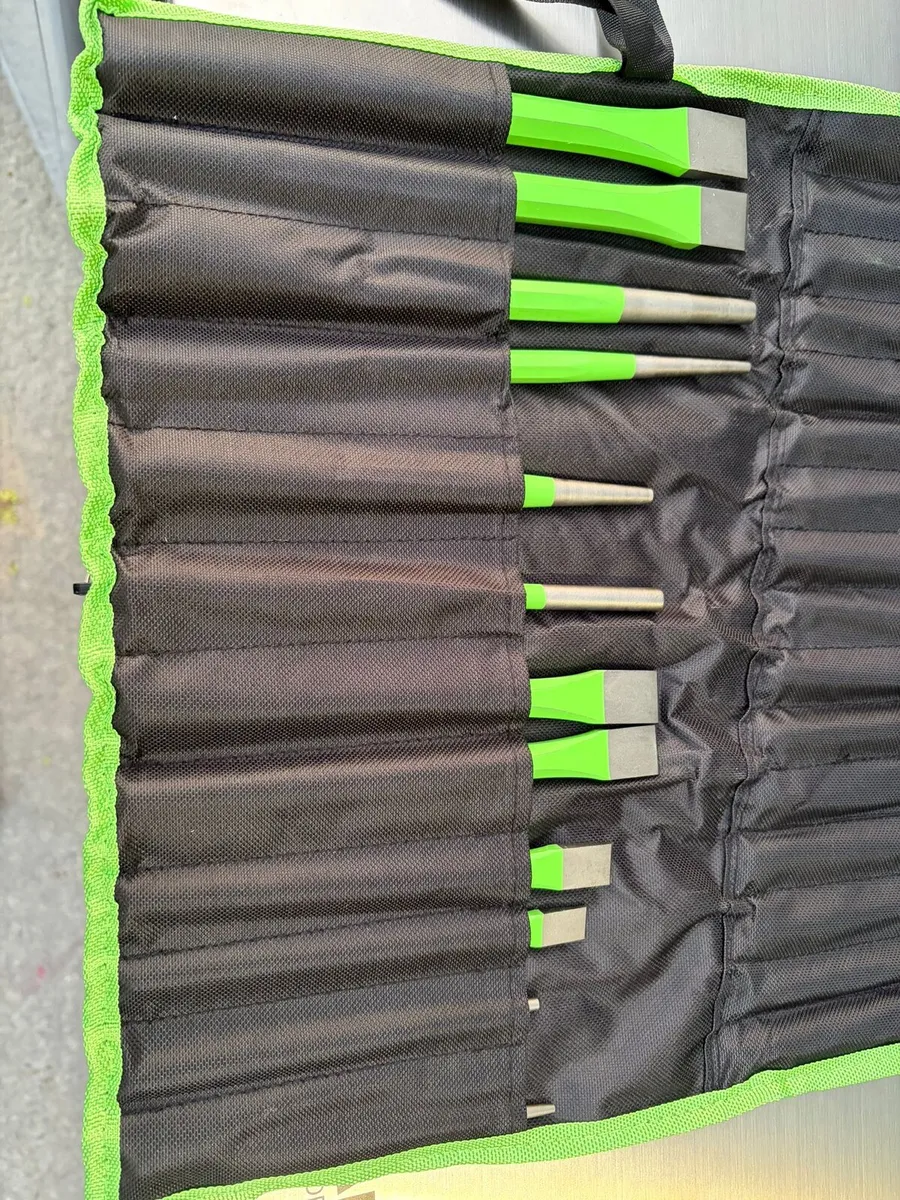 🔨 28PC PUNCH & CHISEL SET – ONLY €49.99! 🔨
💥 - Image 3