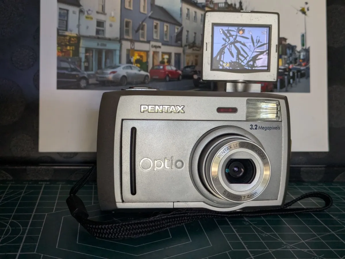 Pentax Optio 33L CCD🌈 compact camera - Image 1