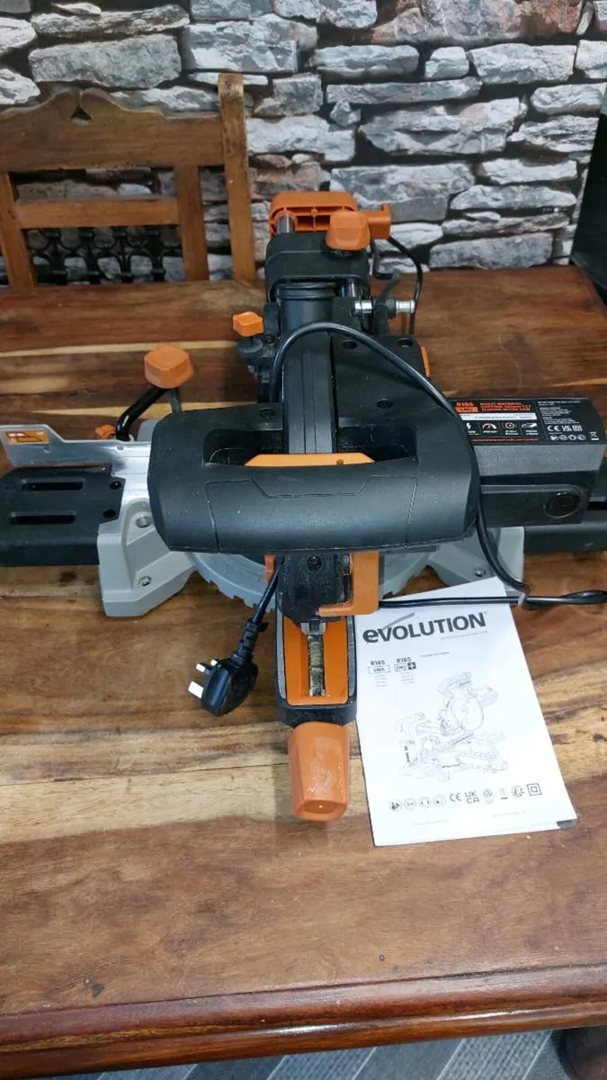 Mitre saw - Image 1