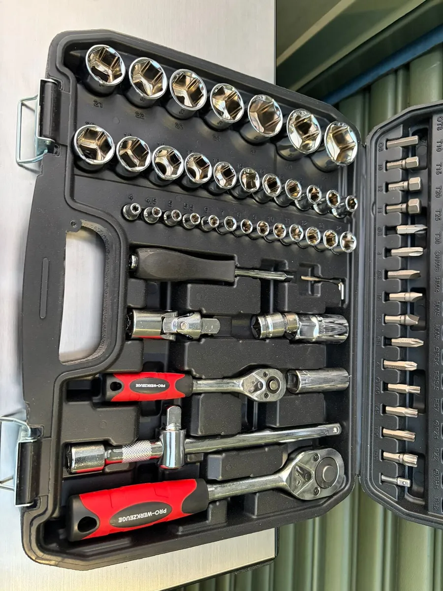 🔧 BRAND NEW 100PC SOCKET SET – 1/2″ & 1/4″ DRIVE - Image 3