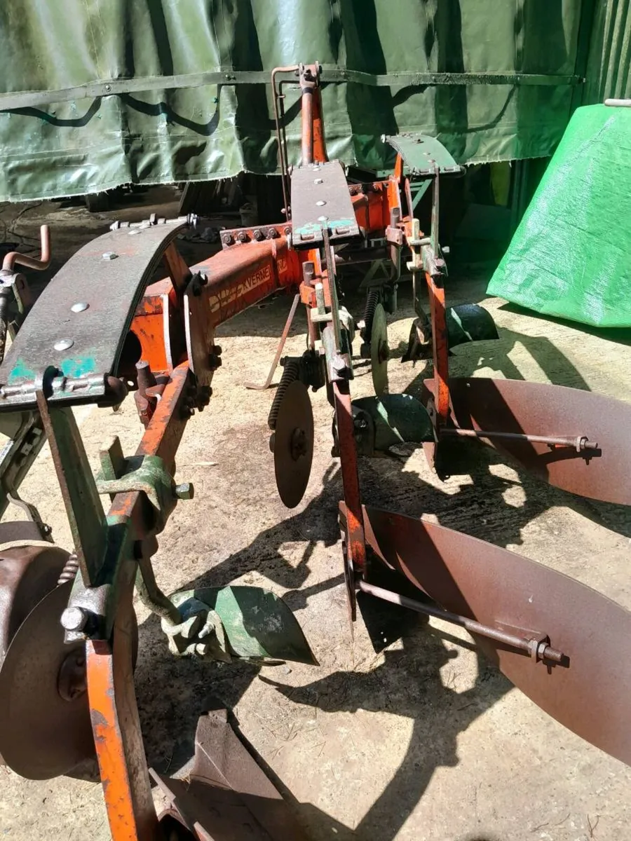 Kverneland A1 spring loaded plough - Image 2