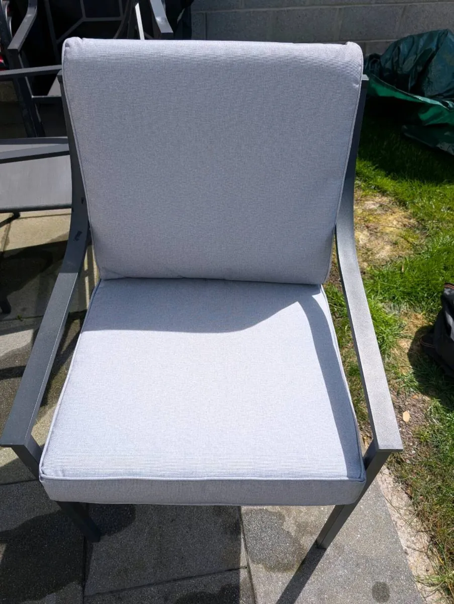 Garsen Table & Chairs - Monte Carlo 7 Piece Set - Image 4