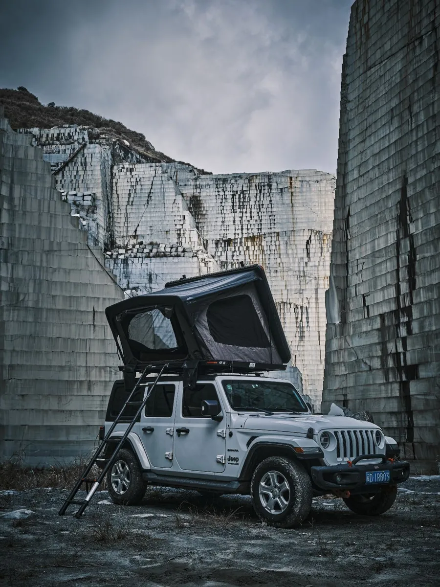 WildLand Hardshell Rooftent - Image 1