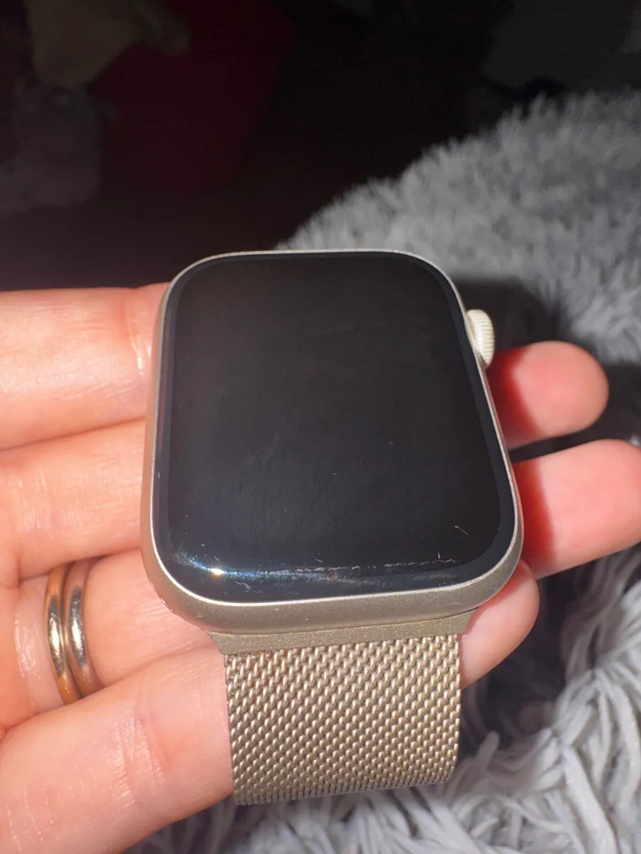 Apple Watch  Series 9 - Image 2