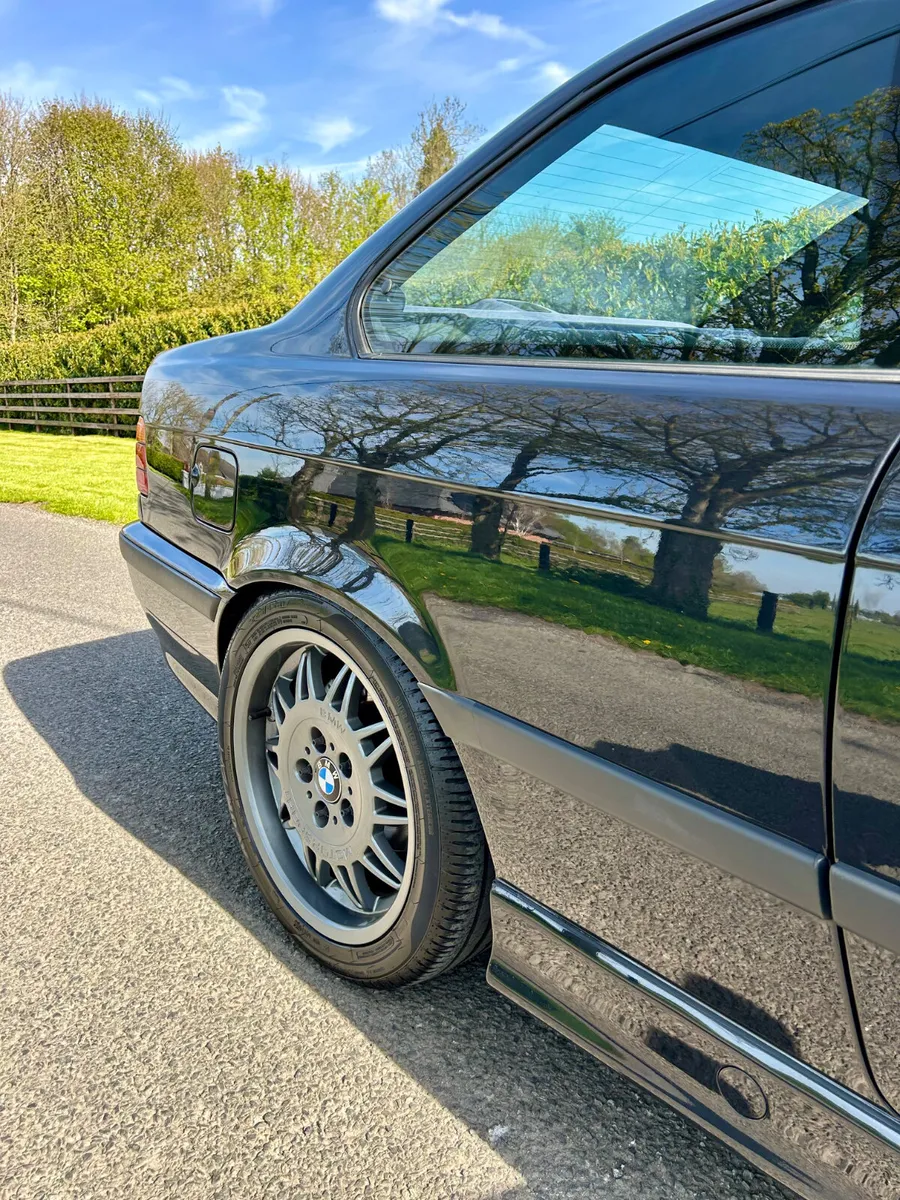 Tastefully upgraded BMW 318is (Throttle Bodies) - Image 4