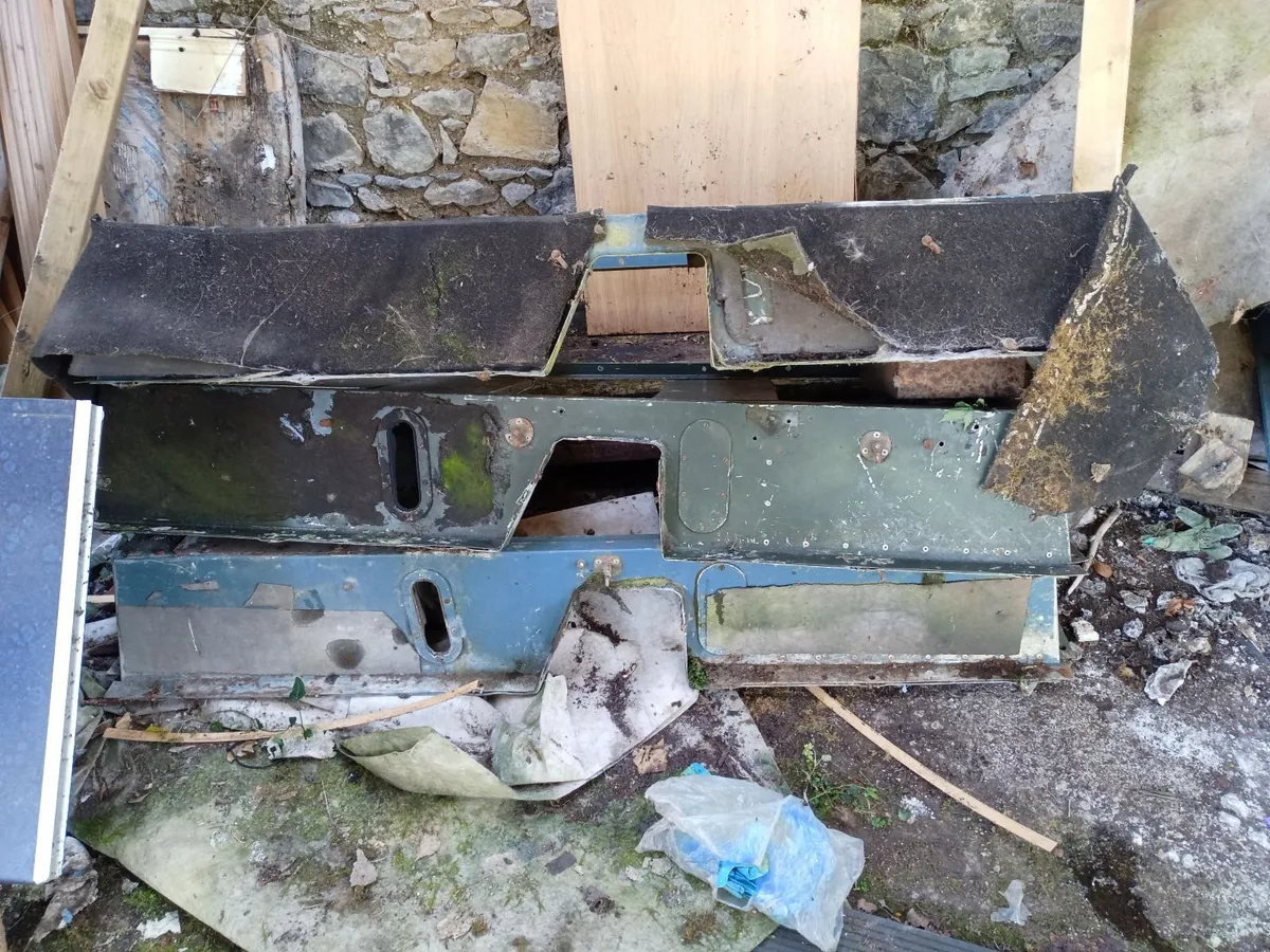 Landrover series spares - Image 2