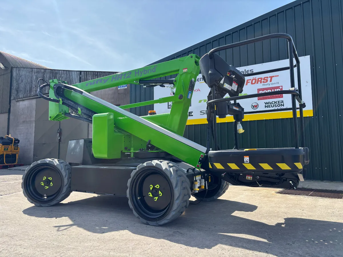 New Niftylift HR12 Hybrid compact boomlifts - Image 2