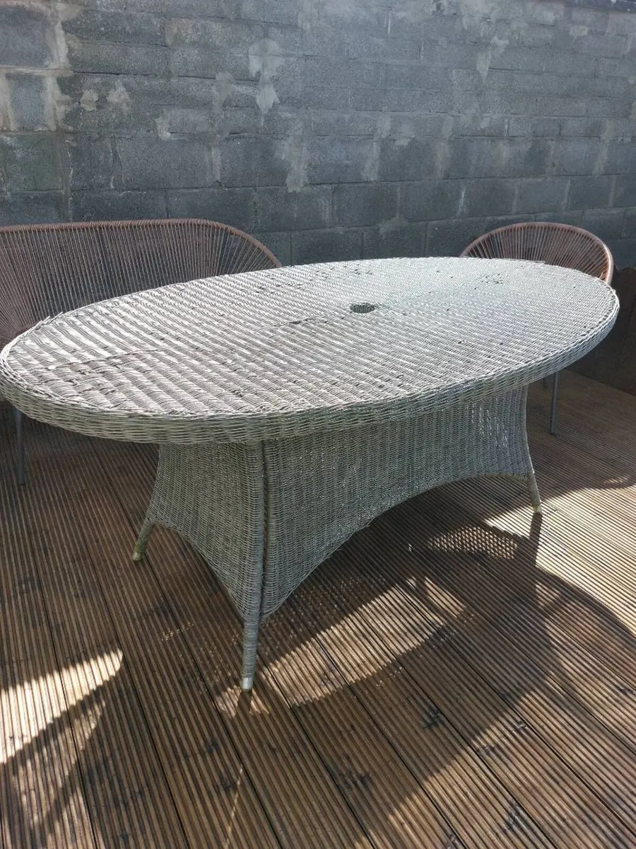 Free Garden table - Image 1
