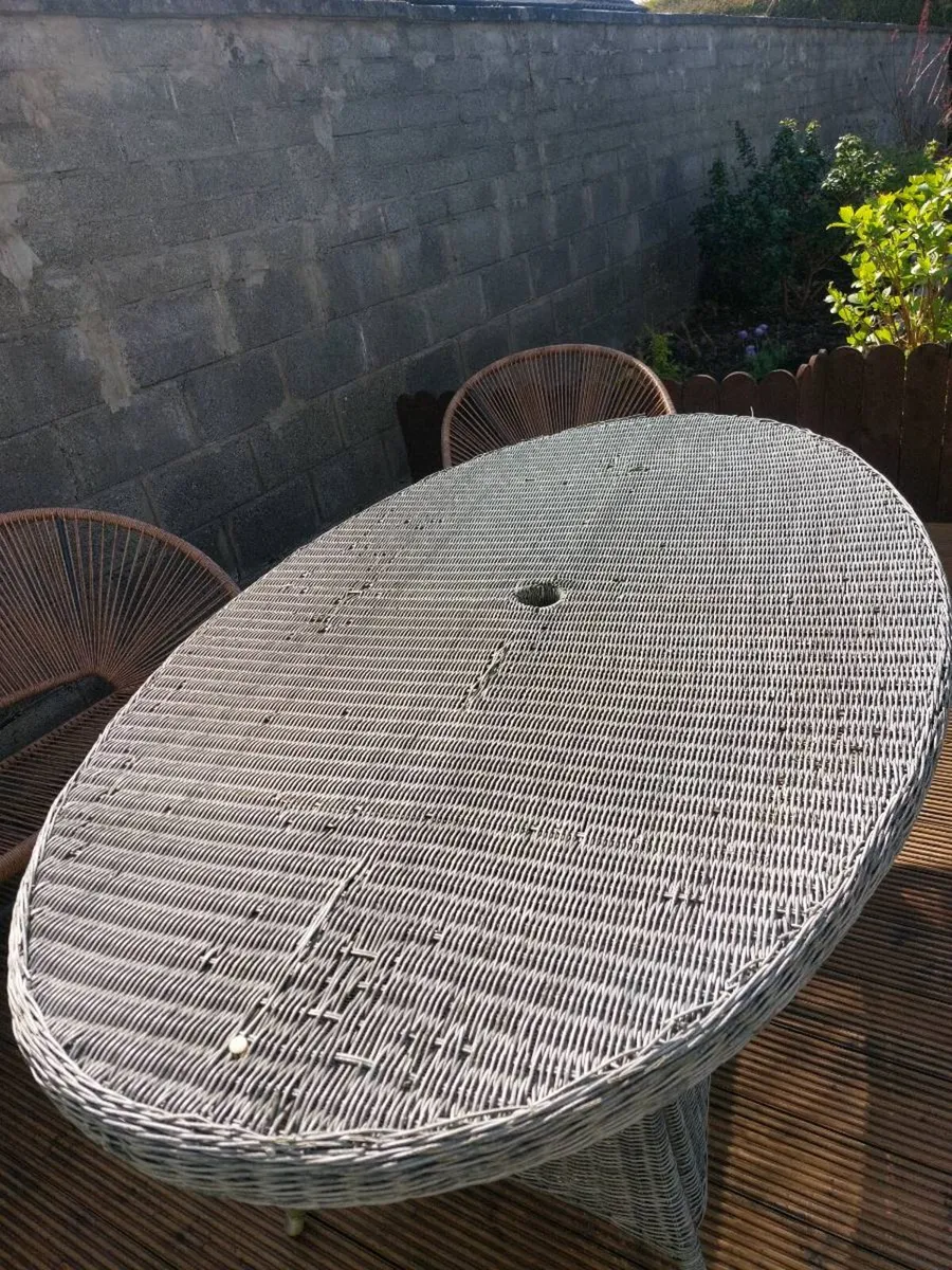 Free Garden table - Image 2