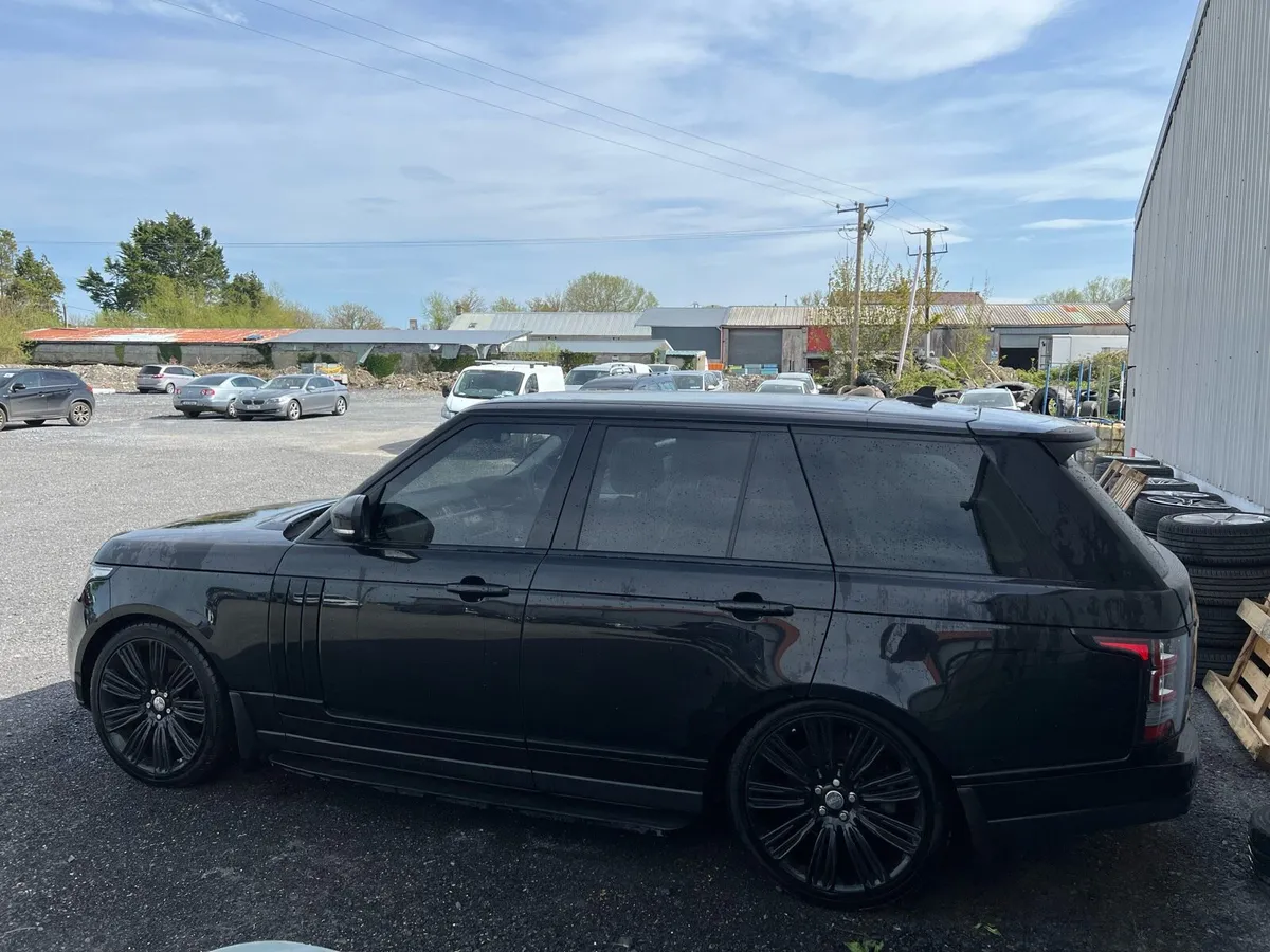 Land Rover Range Rover Vogue 3.0 TDV6 - Image 3