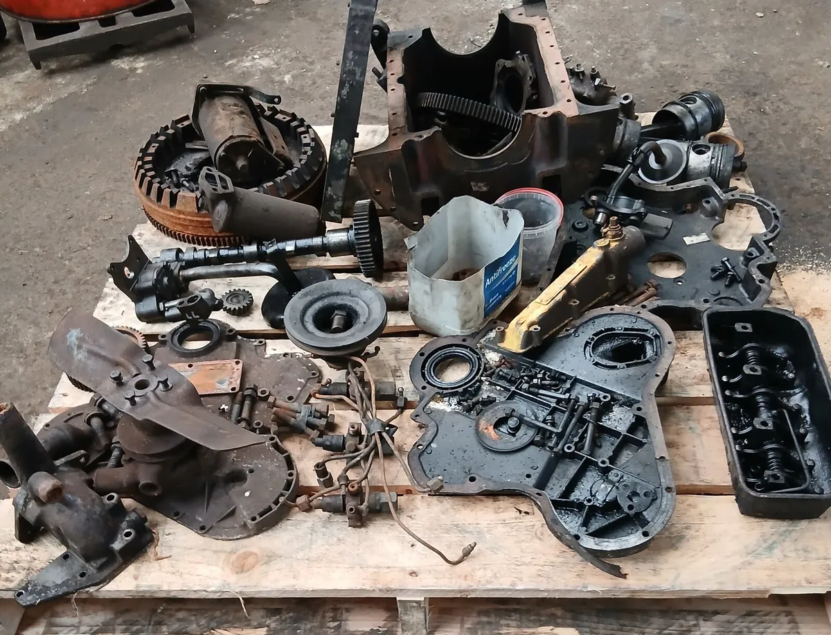 Vintage tractor - Image 3