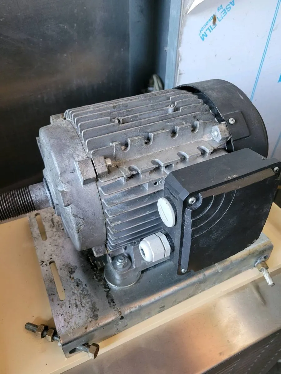 Carpigiani LAFERT Beater Motor AMEE 90LBA6 - Image 1