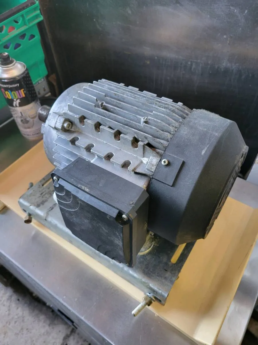 Carpigiani LAFERT Beater Motor AMEE 90LBA6 - Image 2