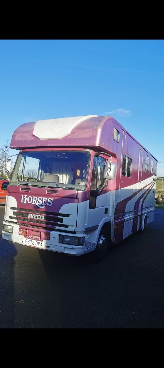 Horse Lorry - Image 2