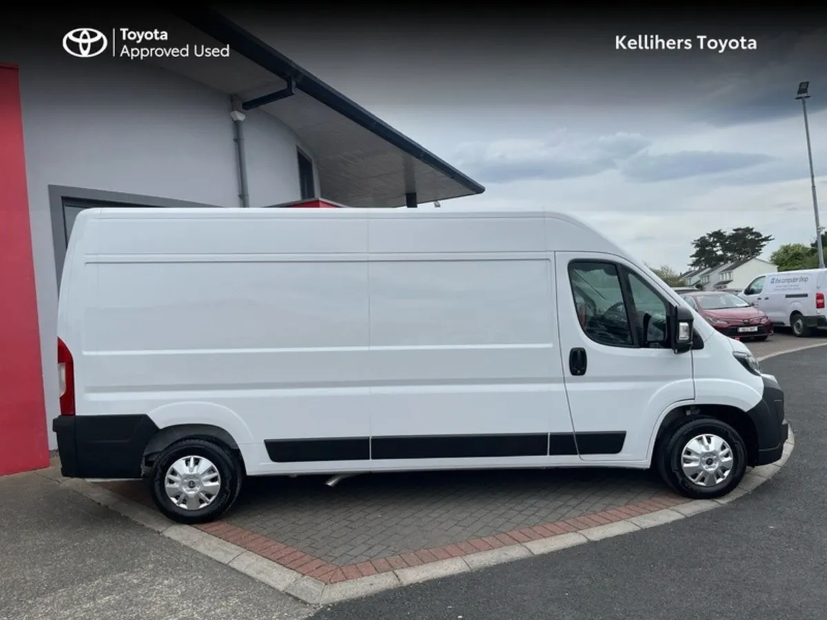 Toyota Proace PROACE MAX GX 140HP - Image 3