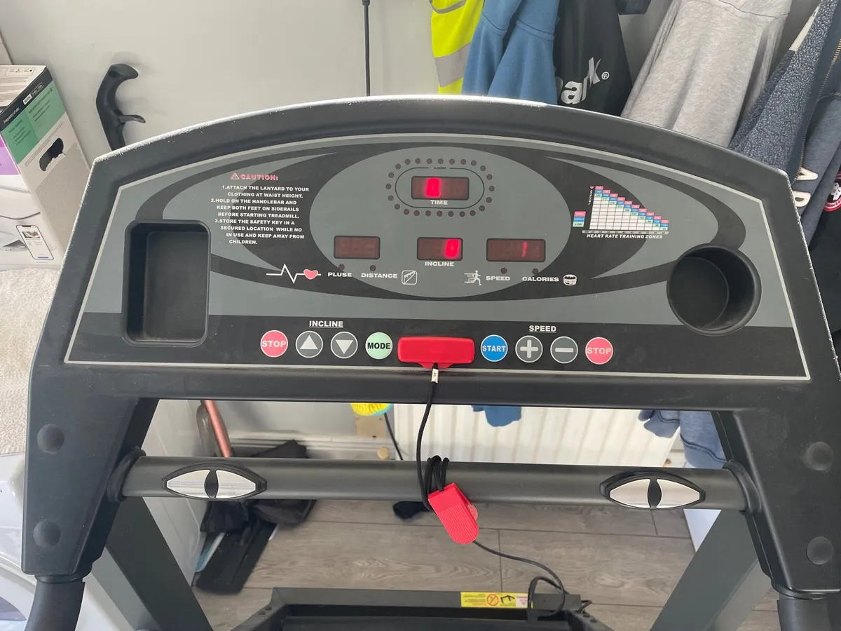 Treadmill T1700 - Image 2
