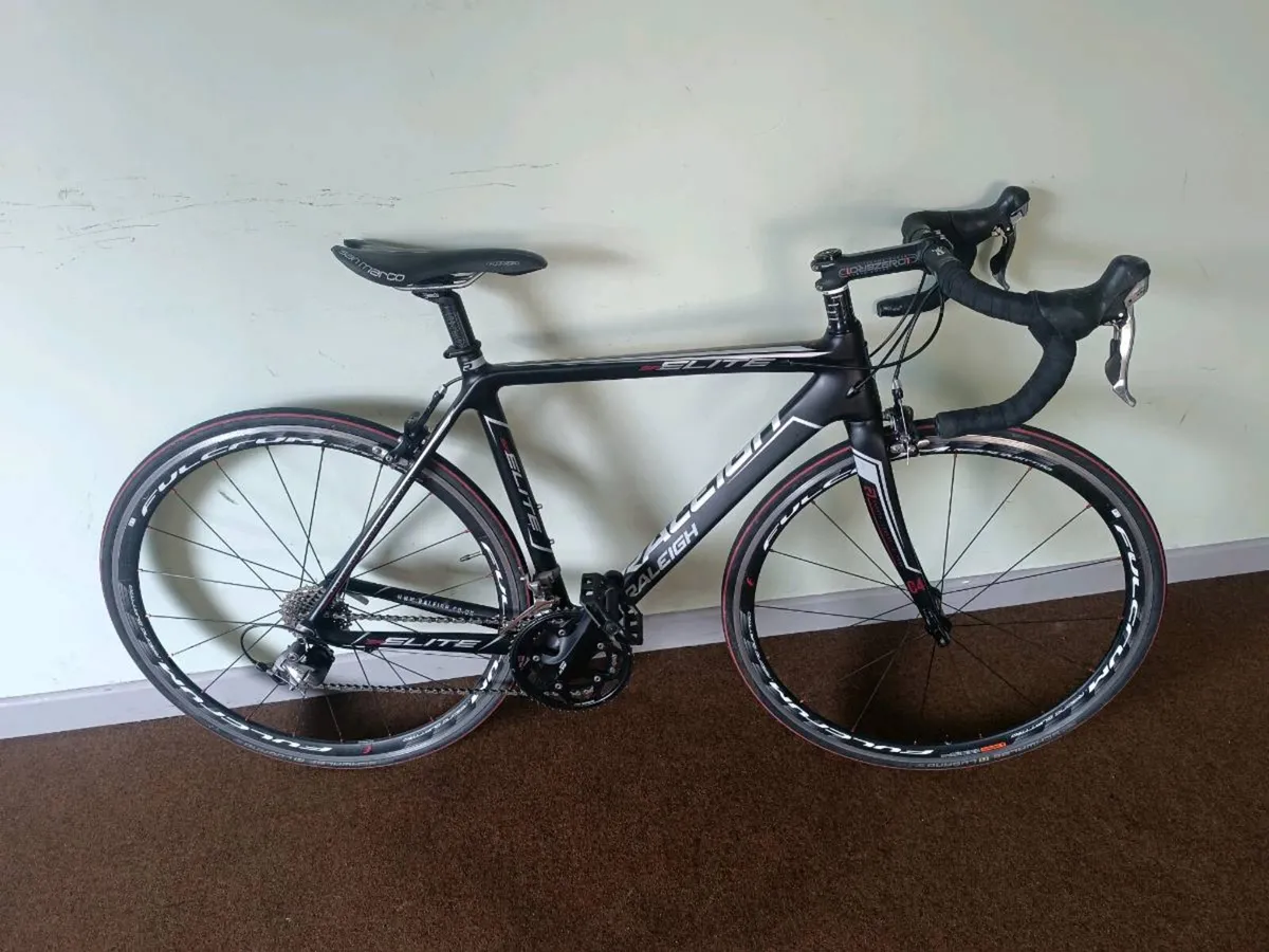 Carbon bike - Image 1