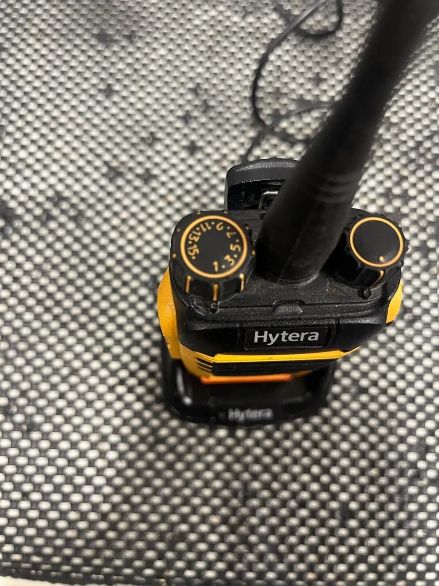 Hytera BD615 Radio Set - Image 4