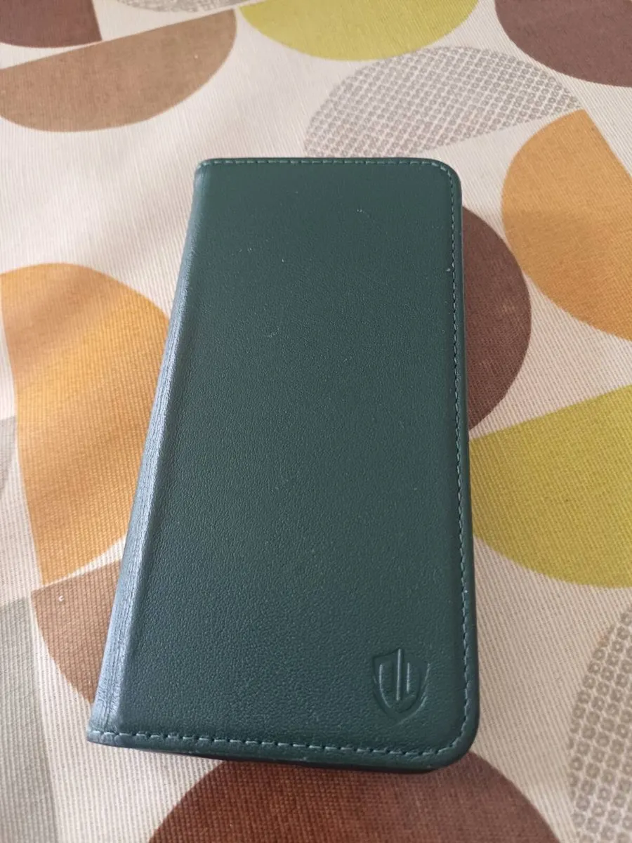 Samsung s22 - Image 3