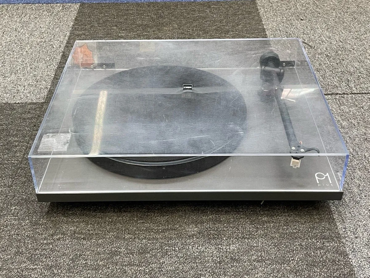 Rega Planar 1 Plus Turntable - Image 2