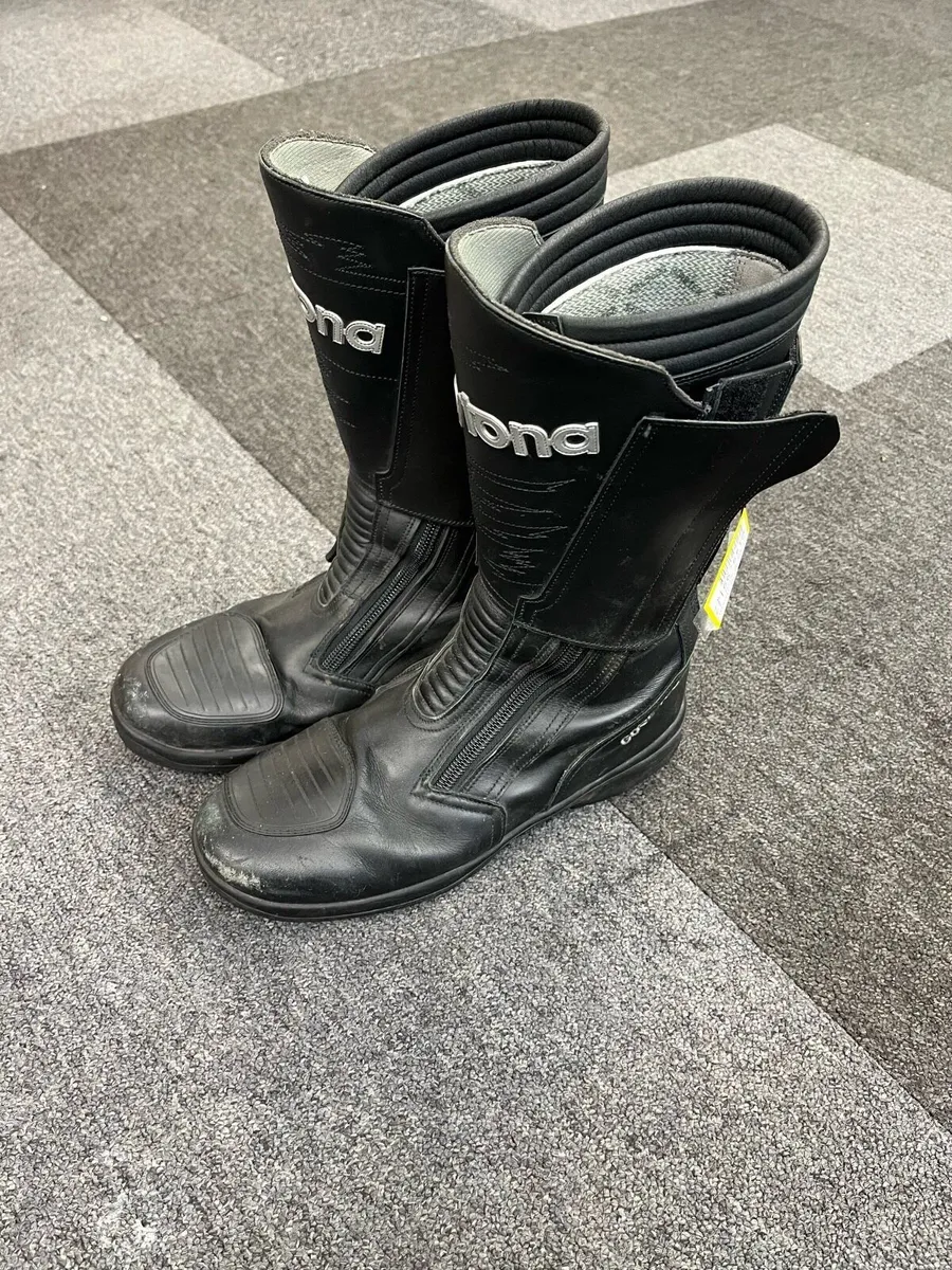 Daytona Motorcycle Boots - Image 1