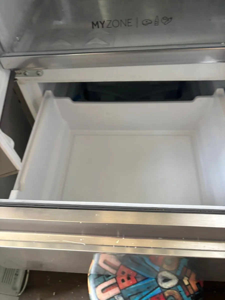 Haiar fridge freezer - Image 4