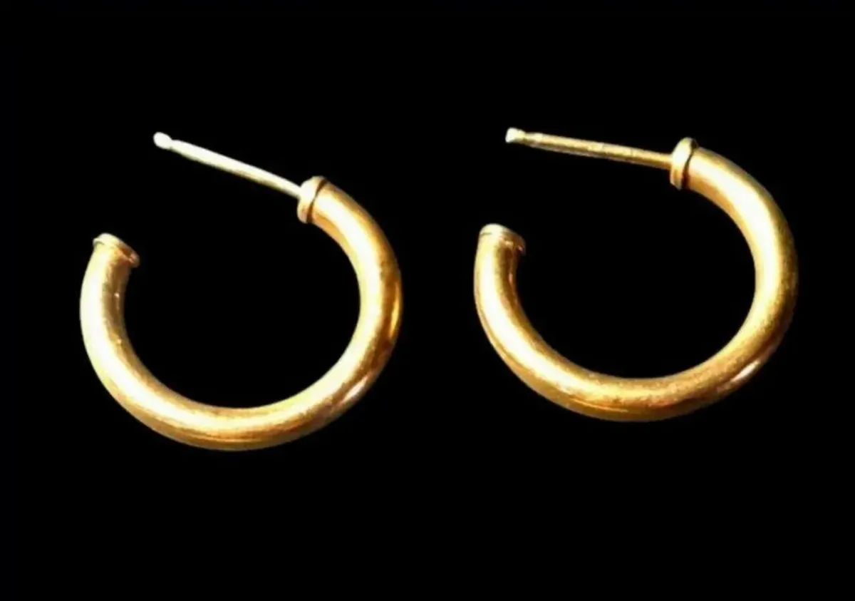 Vintage 9ct Gold Hallmarked Open Hoops - Image 3