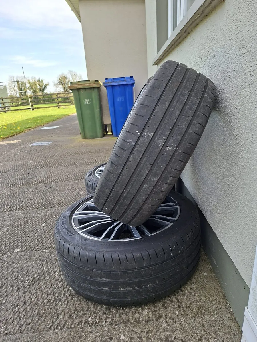 2023 Genuine BMW Alloys - Image 4