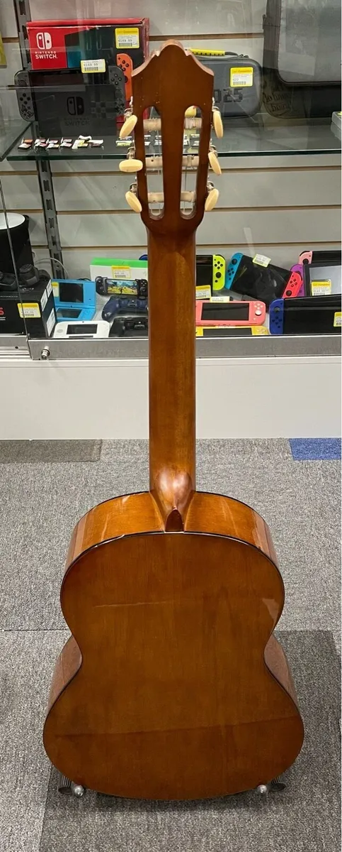 Yamaha classical guitar - Image 4