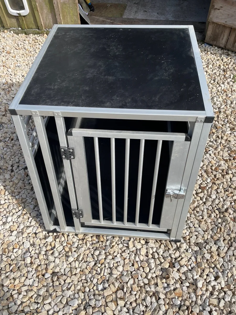 Dog crate large - Image 1