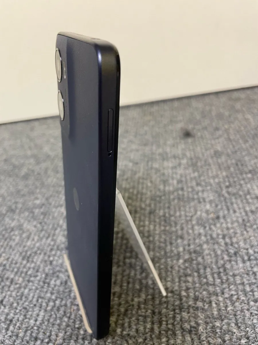 Motorola E15 - Image 3