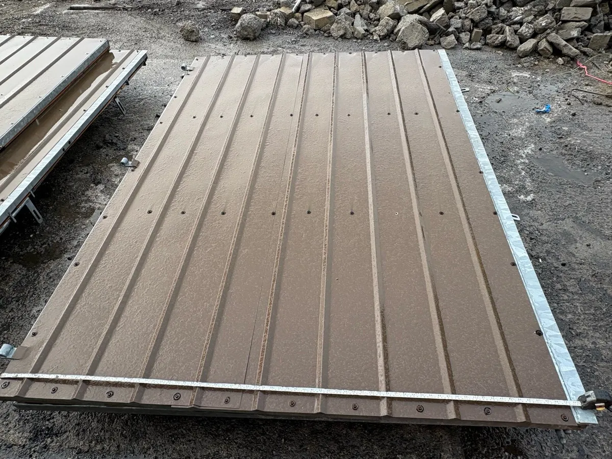 Shed/workshop doors. Galvanised frame - Image 4