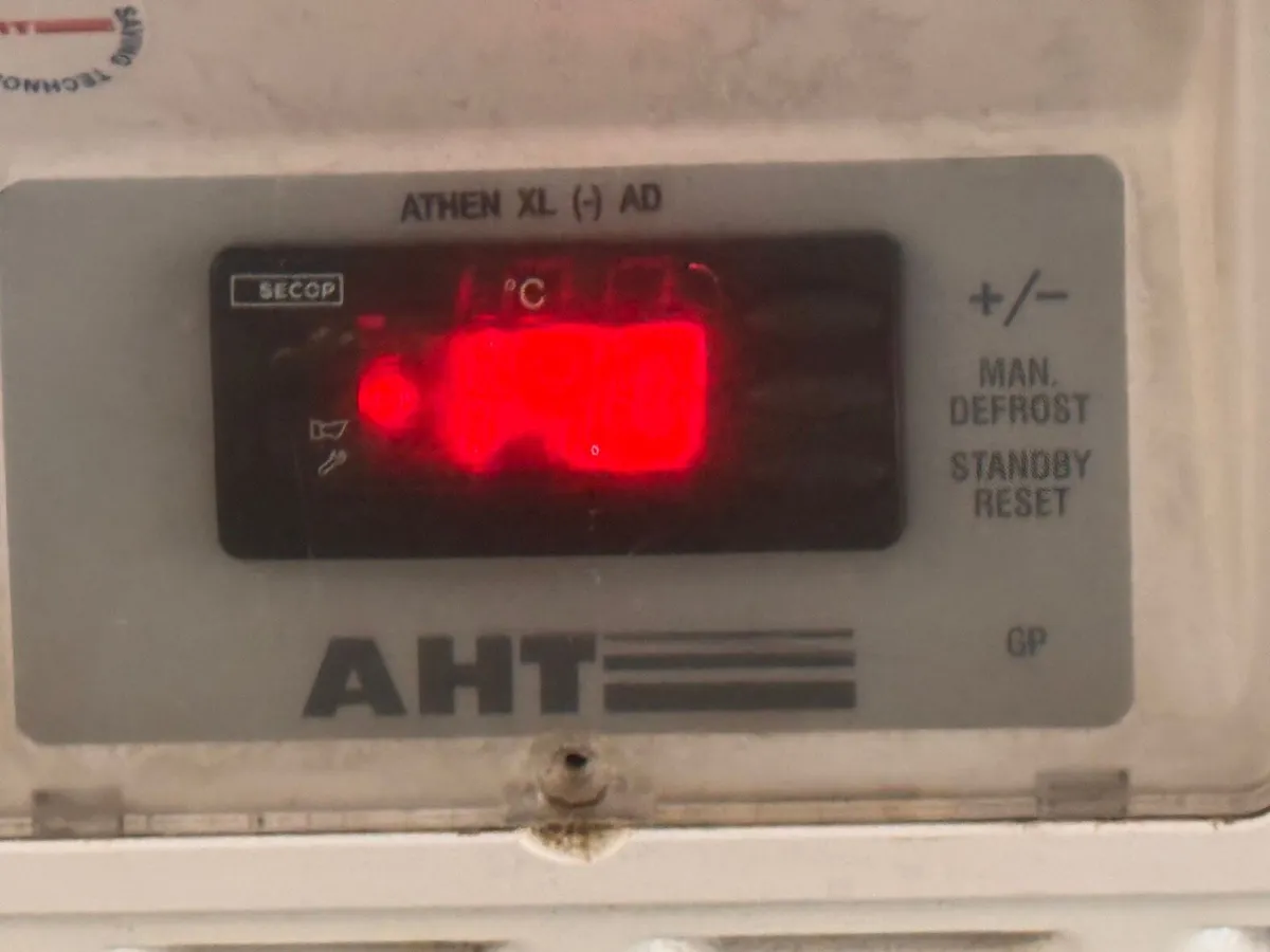 X large freezer - Image 2