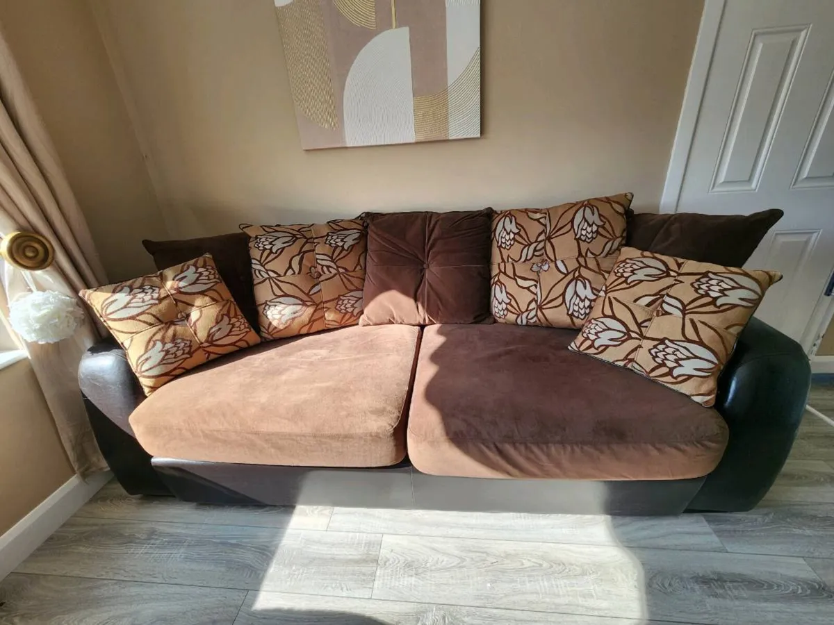 3 + 2 seater sofa set - Image 1