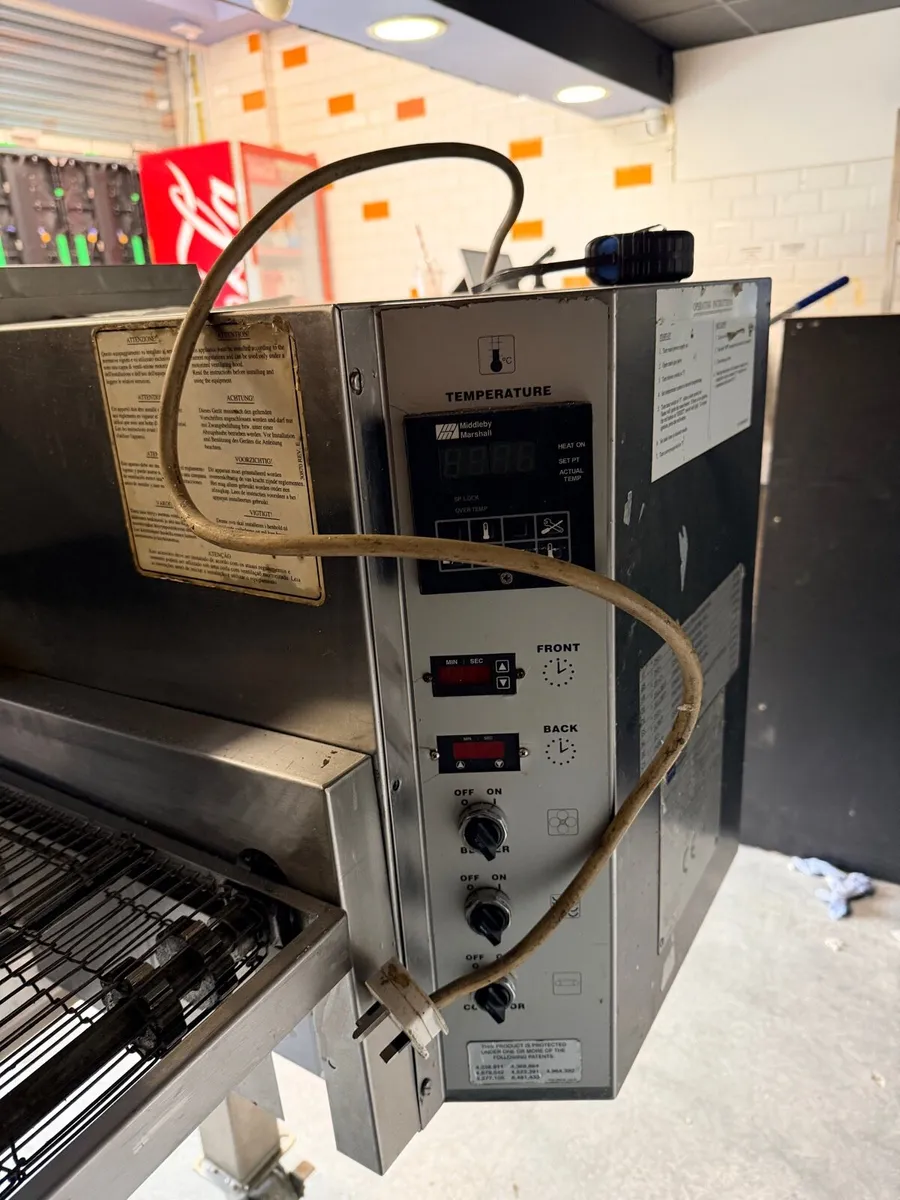 Pizza oven - Image 1