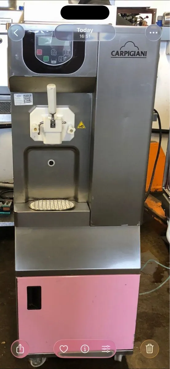 Ice cream machines and Counters - Image 3