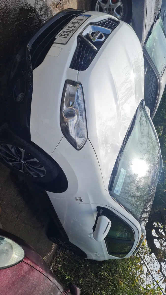 2011 Qashqai 1.5Dci needs engine repair - Image 3