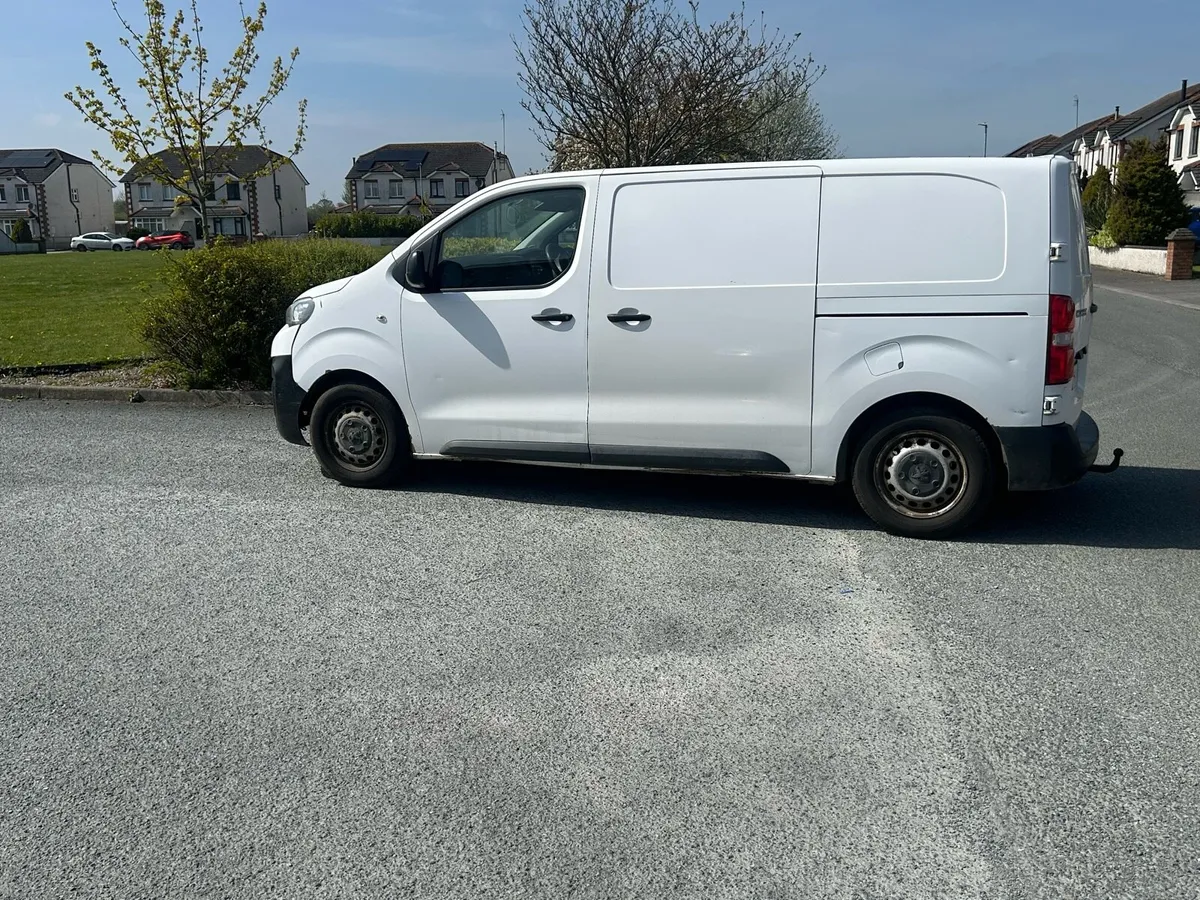 2017 Peugeot expert - Image 2