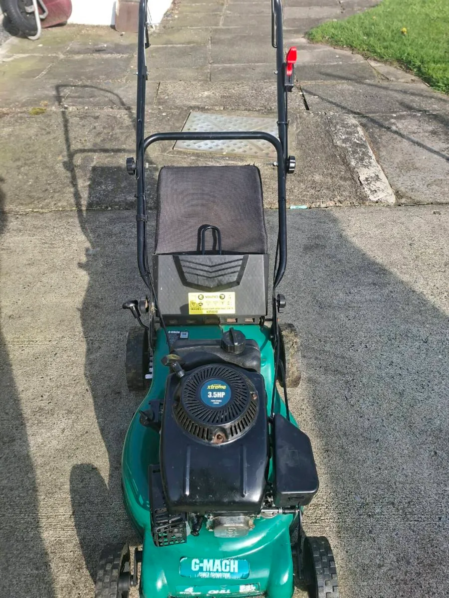 petrol   lawnmower - Image 2