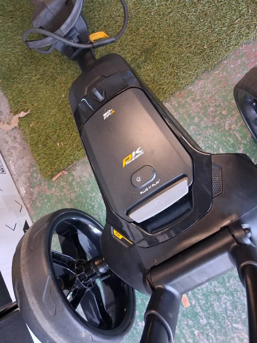 Powakaddy FX3 and new 18 hole battery - Image 2