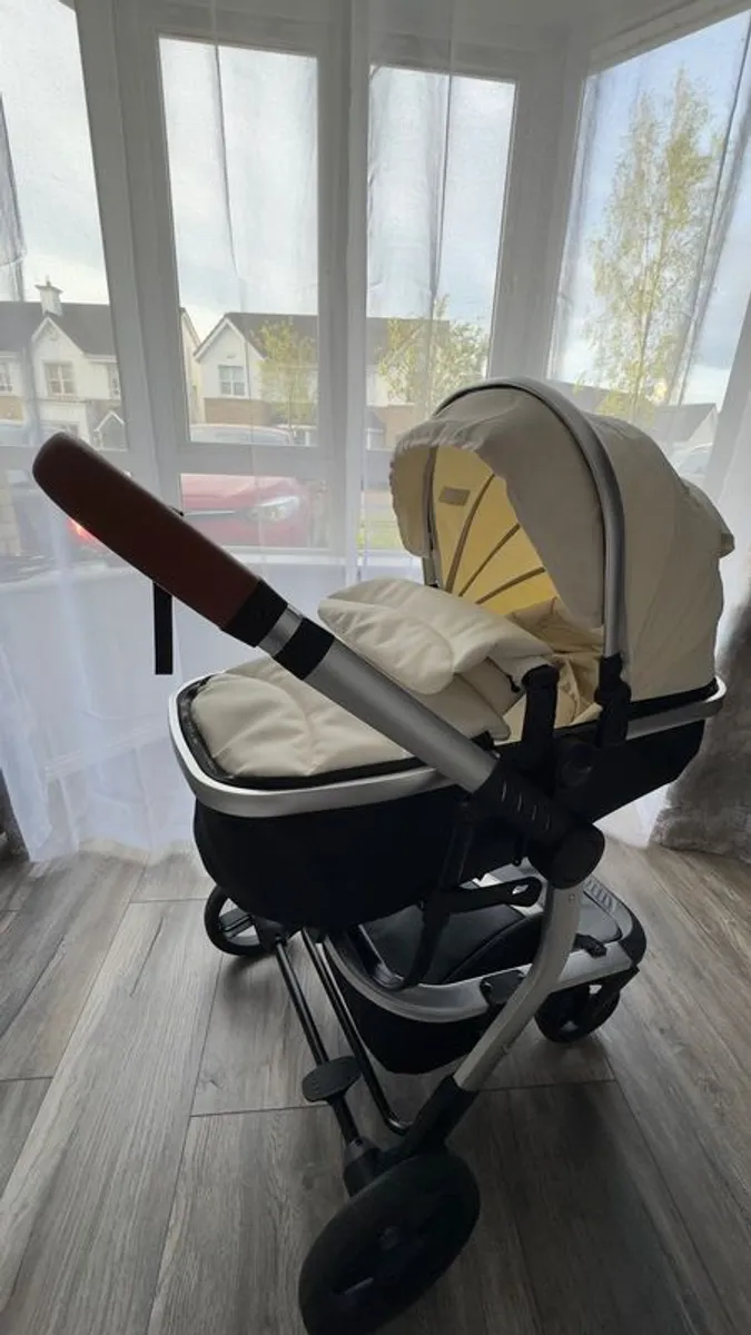 Pushchair - Image 2