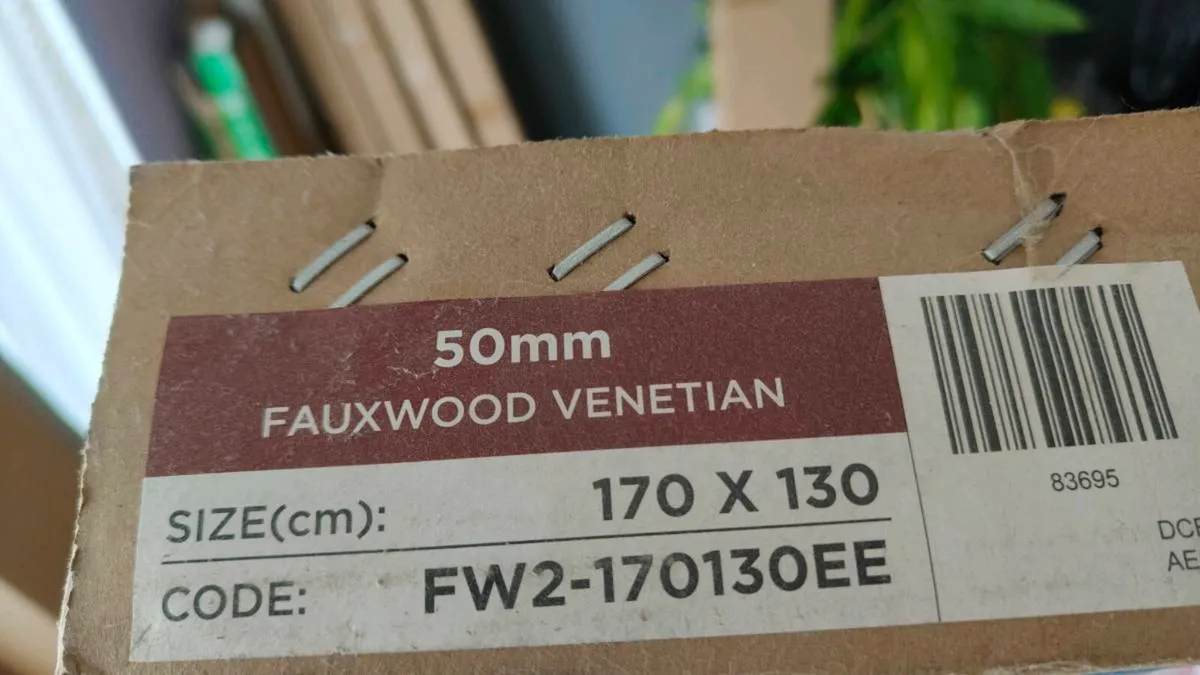 Fauxwood blinds Embossed Bright White - Image 2