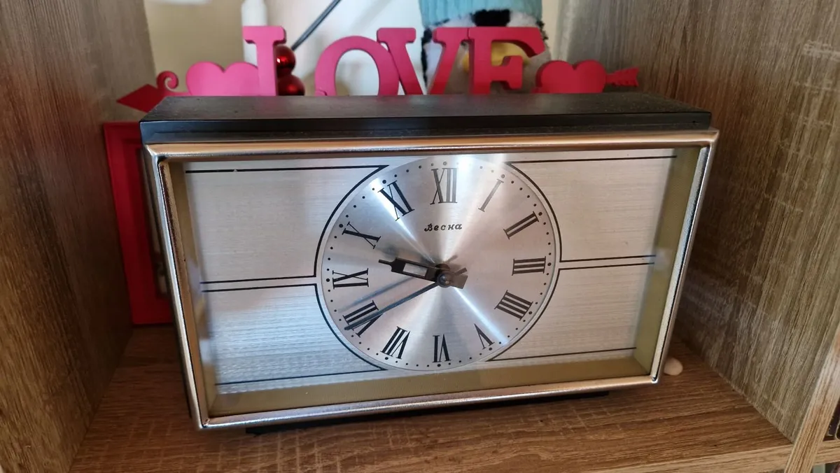 Vintage Vesna clock... - Image 1