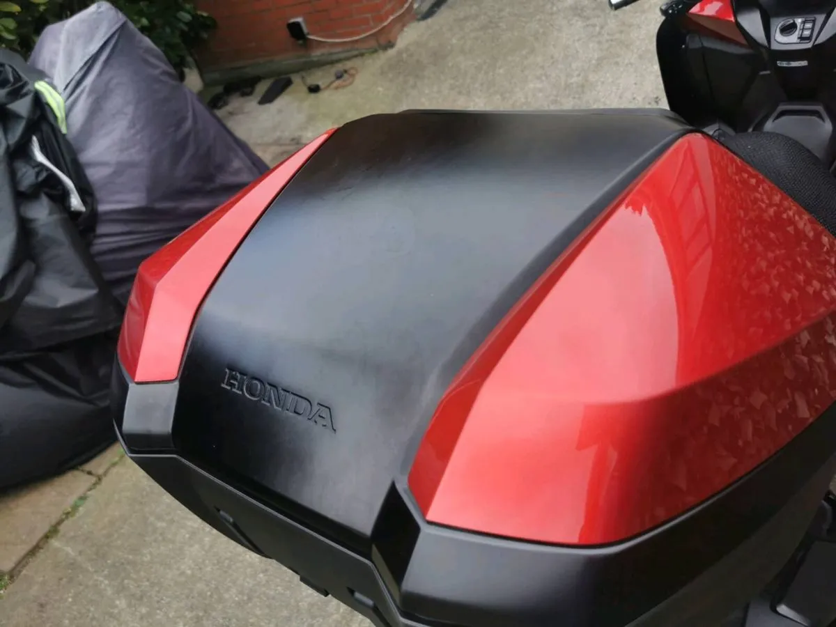 2023 Honda forza 350 - Image 3