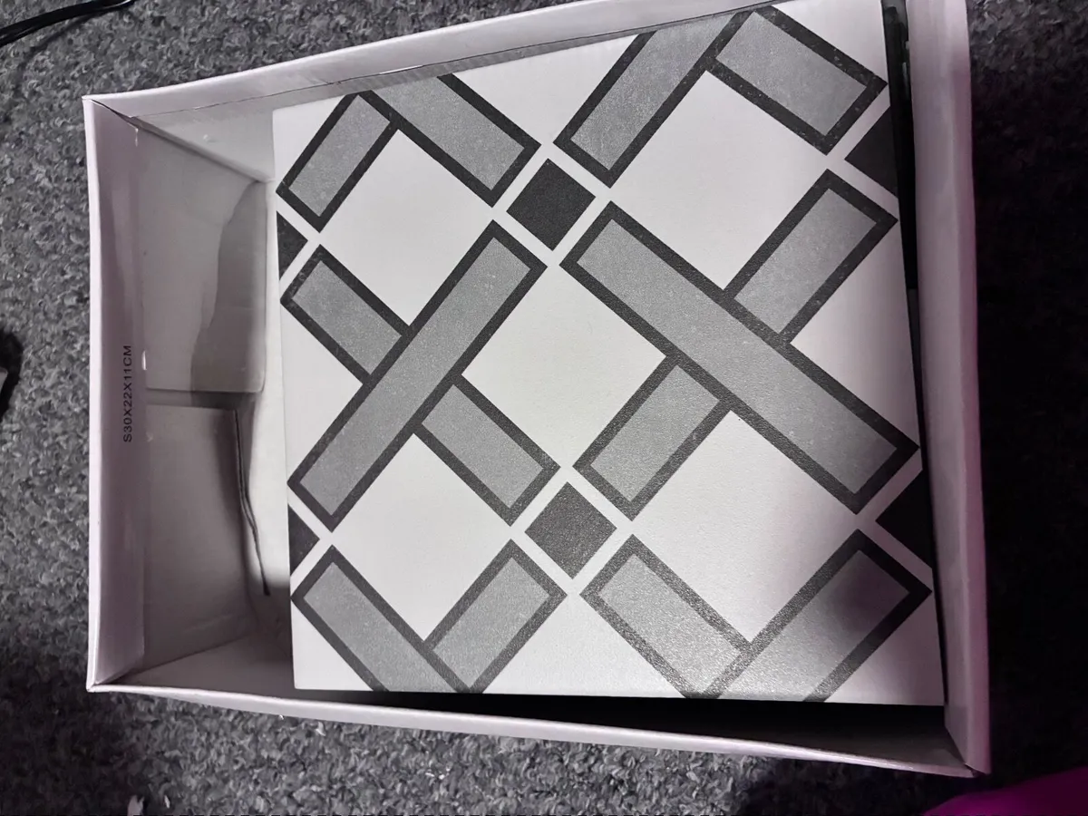 Tiles Unused Square - Image 3