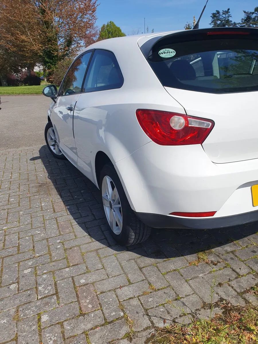 Seat ibiza 2010 - Image 2